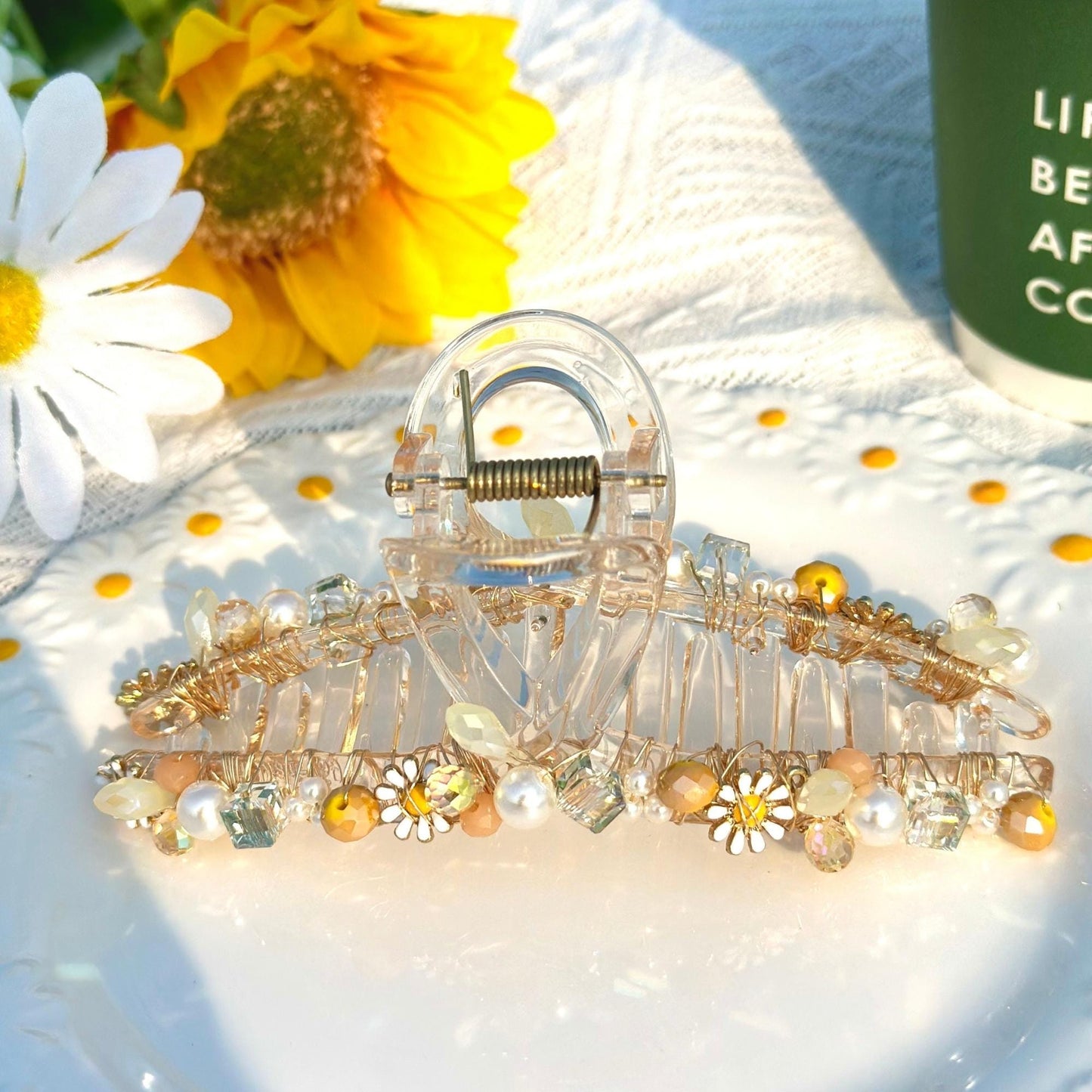 Daisy Hair Claw Clip