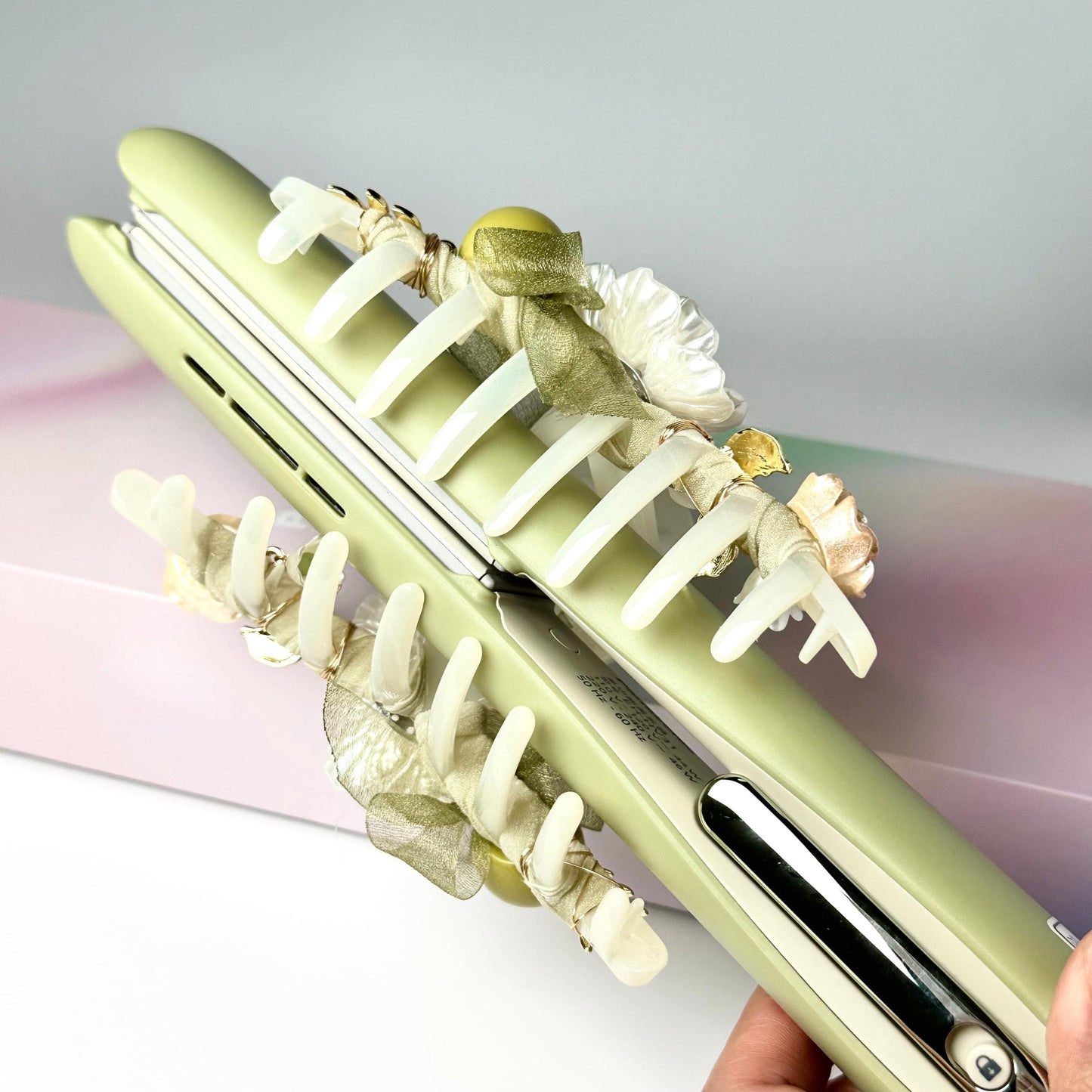 Gardenia Hair Claw