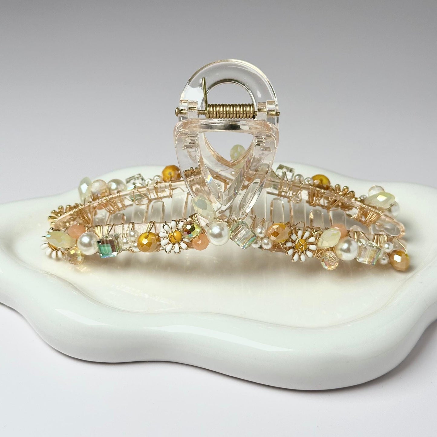Daisy Hair Claw Clip