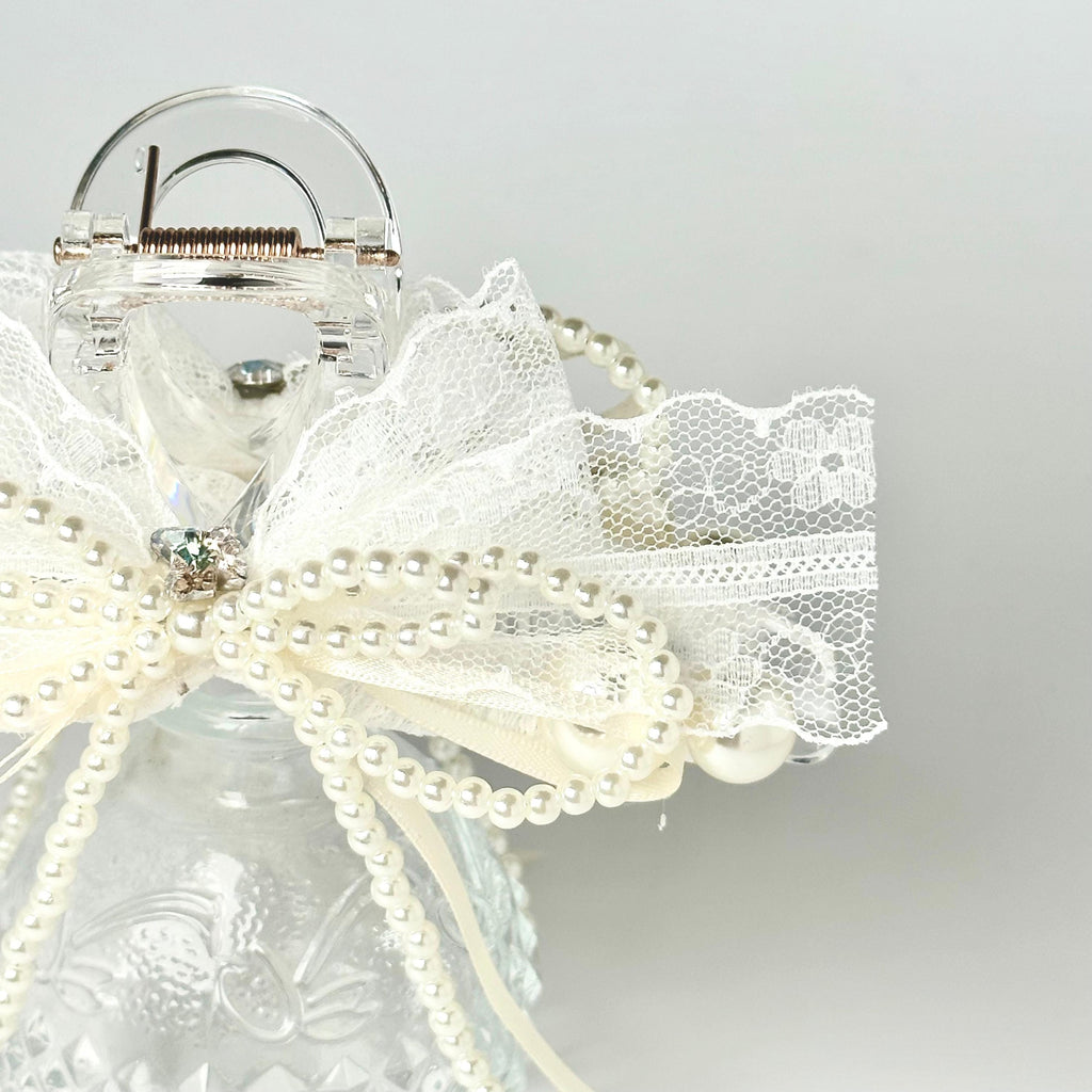 White Pearl Bow Hair Claw