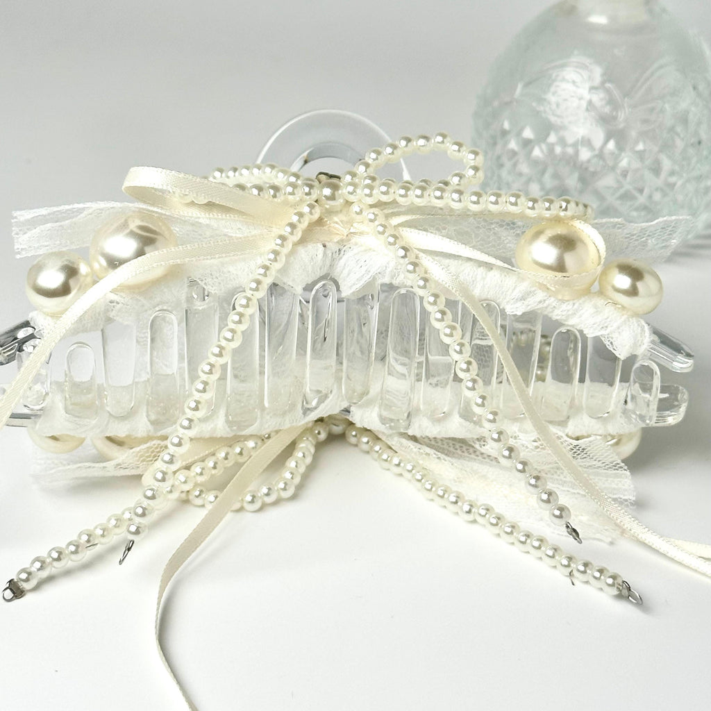 White Pearl Bow Hair Claw