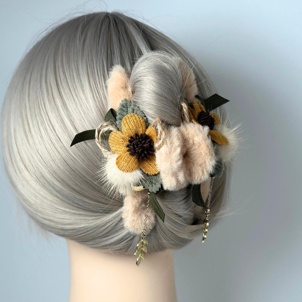 Sunflower Hair Claw