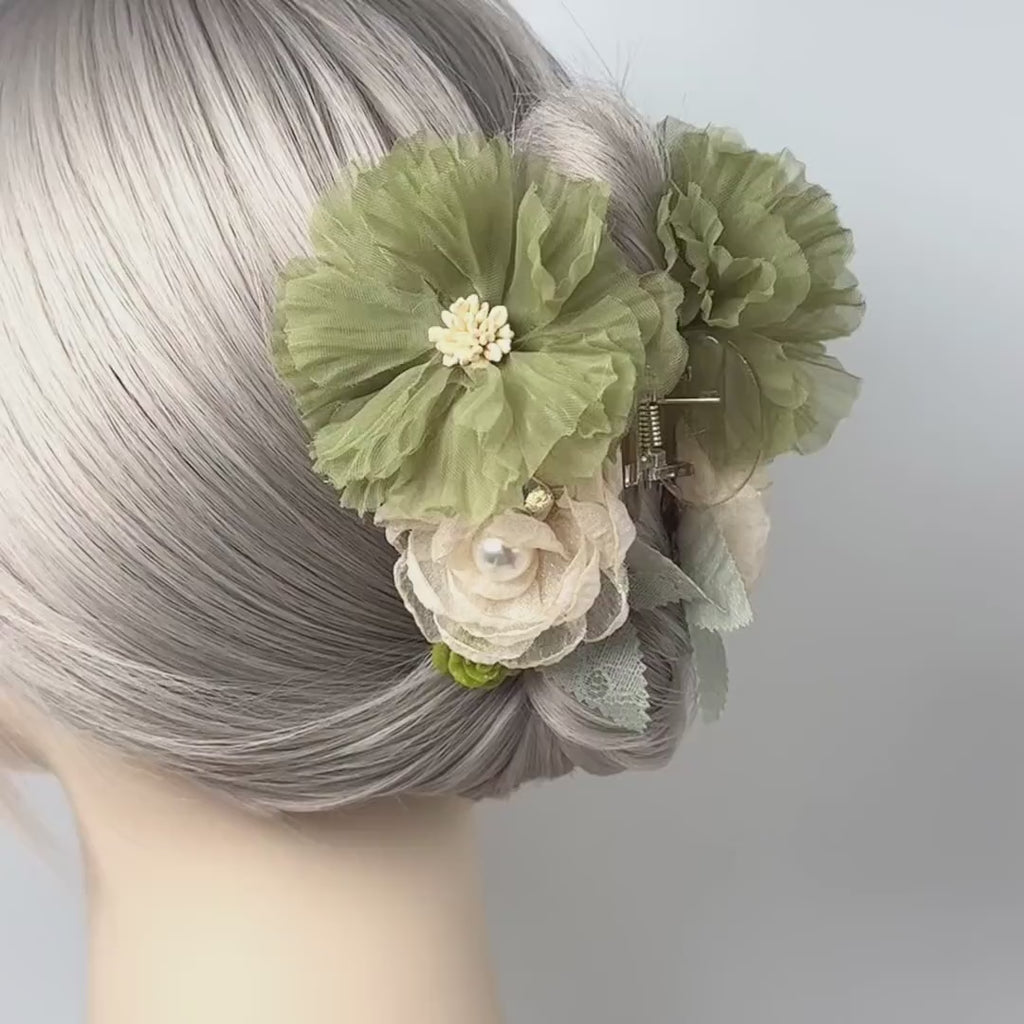 Green Flower & Pearl Hair Claw