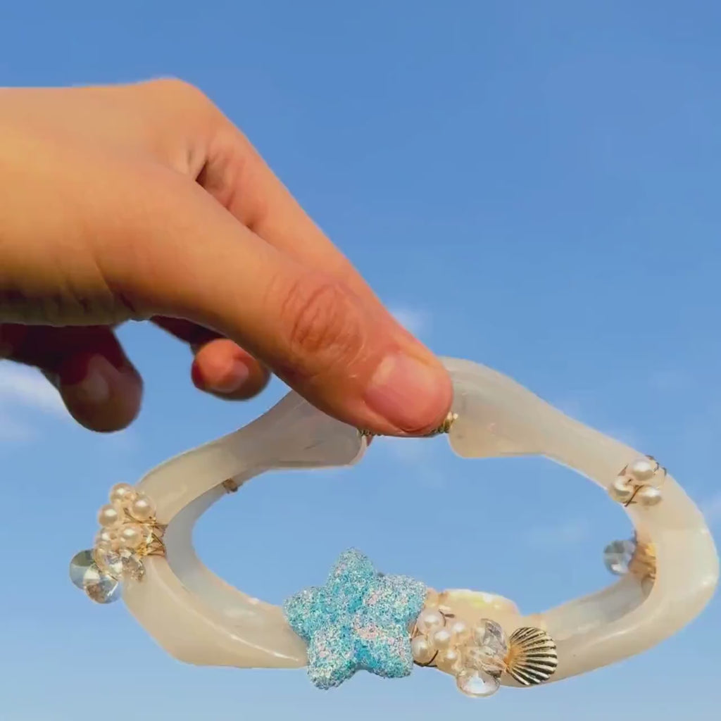 Starfish Curved Hair Claw